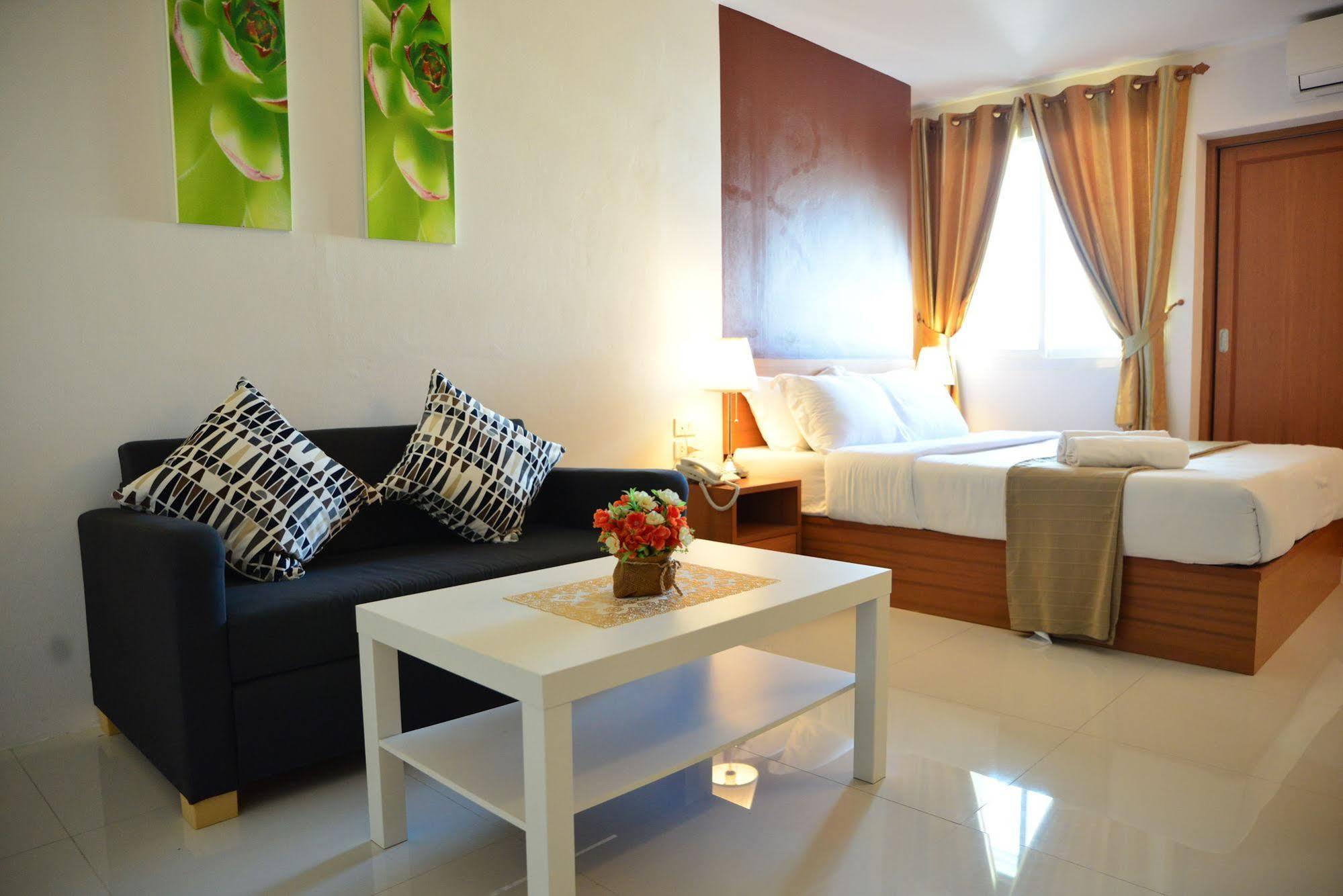 Nrv Place Apart Hotel Bangkok Bagian luar foto